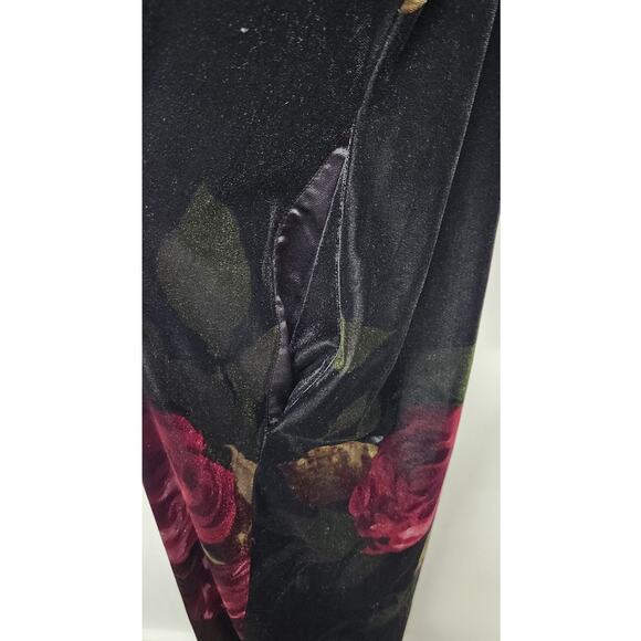 Vintage Oscar De La Rente Black Floral Velvet Long Night Gown/Dress, Size Large - Picture 5 of 11